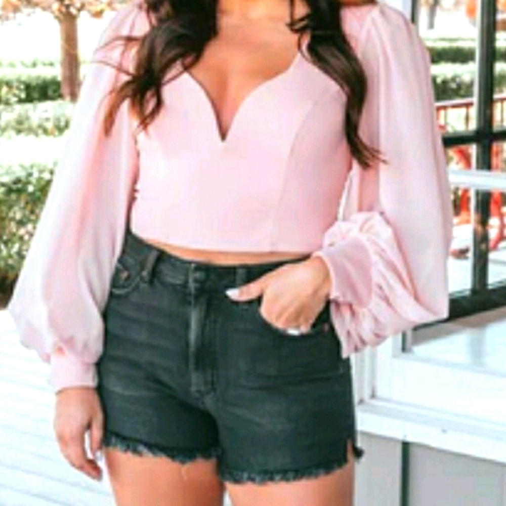 Brand New Beautiful Flowing Top